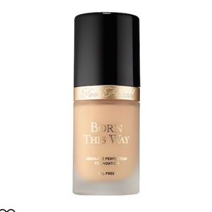 Too faced Born this way foundation in golden